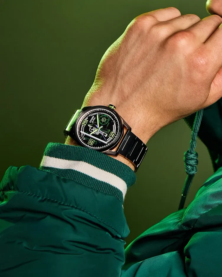 Hulk, Green Goliath Black Dial Stainless Steel Bracelet BM7675-57W Hulk, Green Goliath Black Dial Stainless Steel Bracelet BM7675-57W